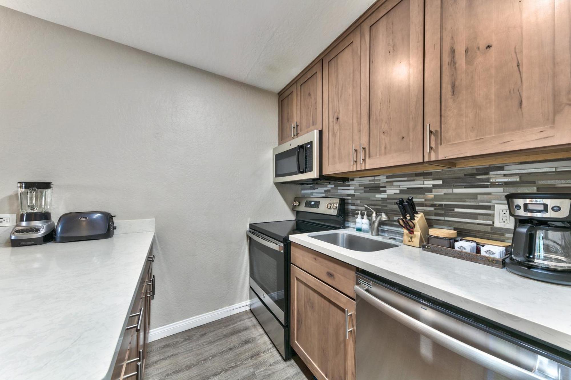 Apartment Lakeland Village 107 Laugh Updated South Lake Tahoe
