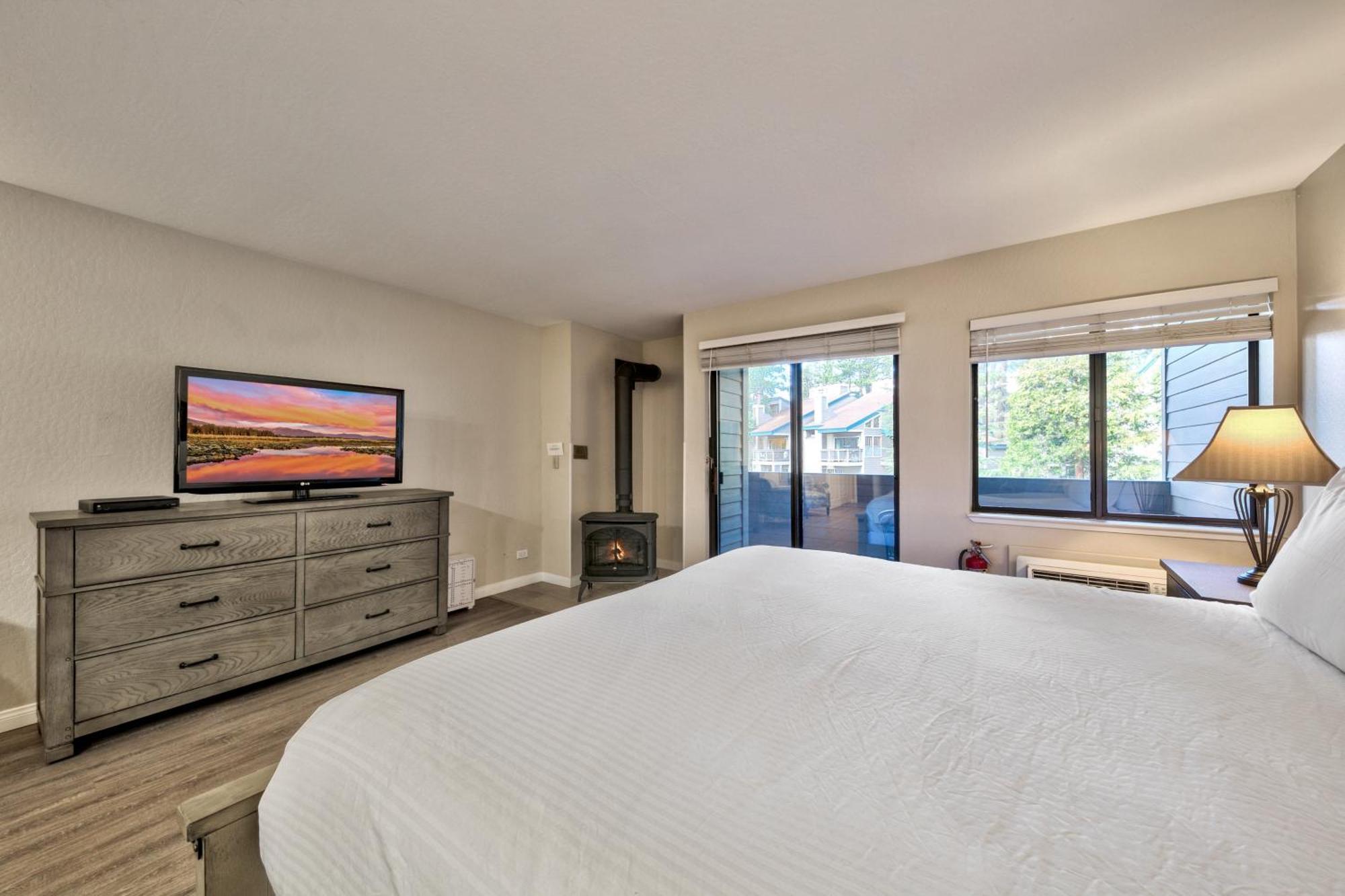 Apartment Lakeland Village 107 Laugh Updated